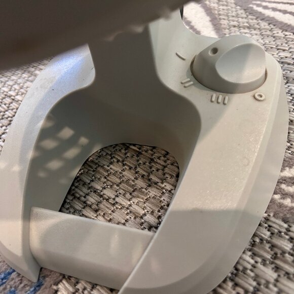 VORNADO 100899 Fan Compact Air Circulator White 3-Speed **USED** - Picture 5 of 5